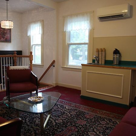 A Friendly Inn At Harvard Кембридж Екстер'єр фото